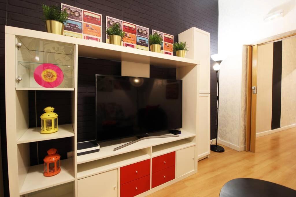 Centrico Apartamento Estilo Pop-Art By Batuecas Madrid Exterior photo